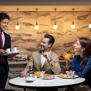 La Clef Champs-elysees By The Crest Collection Otel